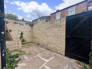 Photo 11- click for photo gallery